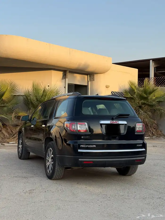 جي ام سي اكاديا 2013 5