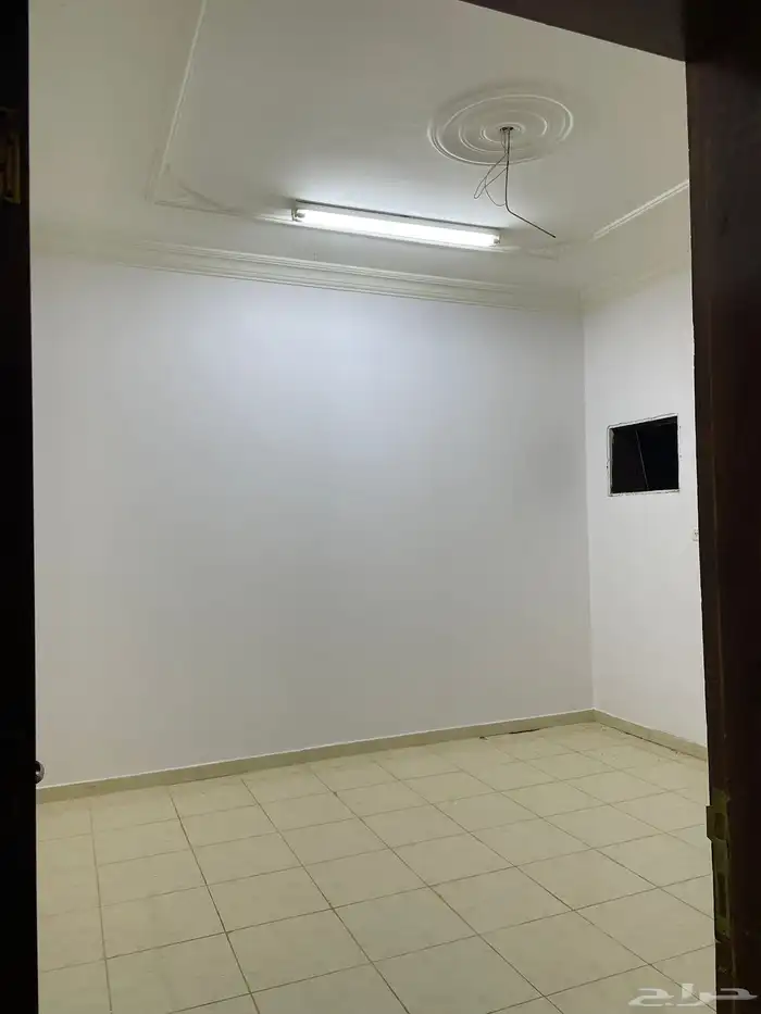 شقه للايجار حي القادسيه 2 دور ثاني 5