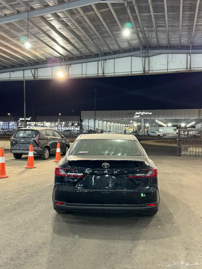 كامري 2025 LE بنزين اسود اقل سعر 10