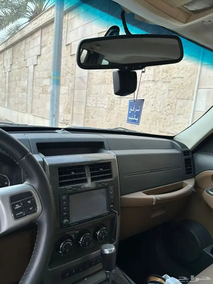 جيب ليبرتي 2011 للبيع 9