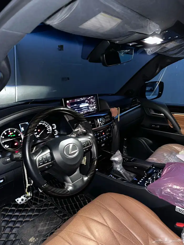 جيب لكزس بلاك ادشن 2021 ممشى قليل 18