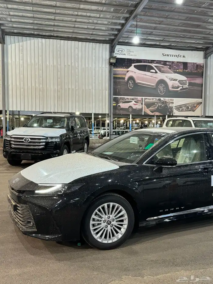 كامري 2025 LE بنزين اسود اقل سعر 3