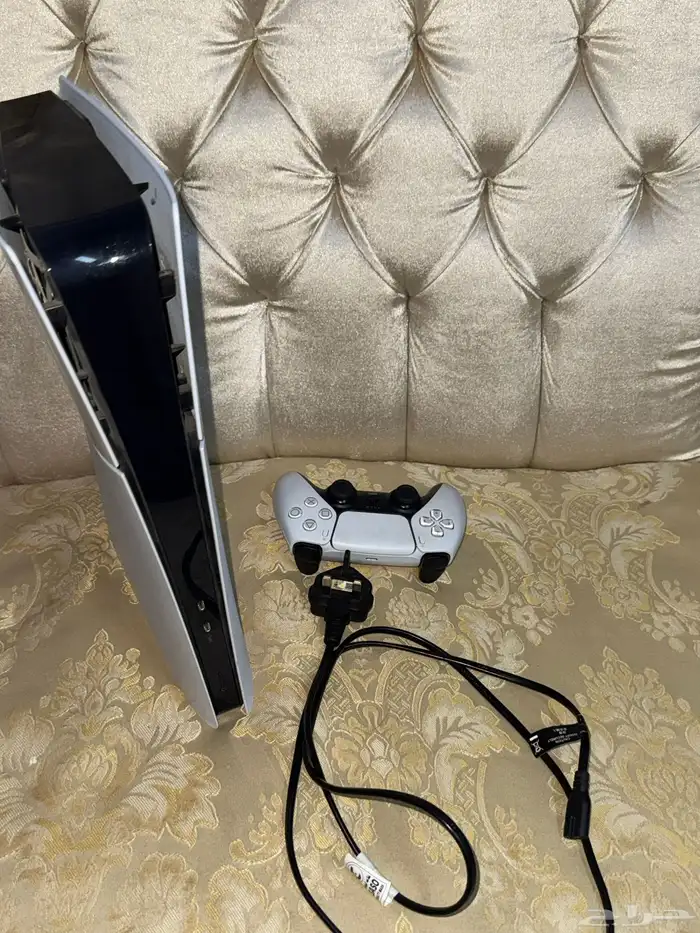 سوني 5 سلم مع اليد للبيع 3