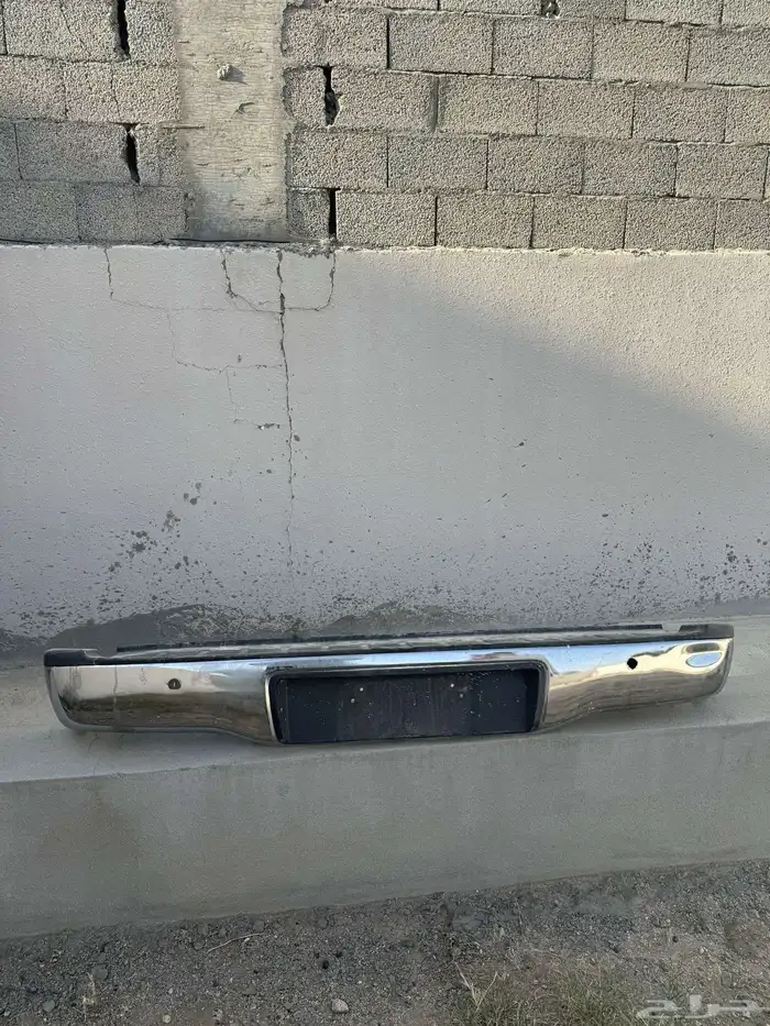 باب صندوق هايلكس اصلي وصدام خلفي مخرم له حساسات 3