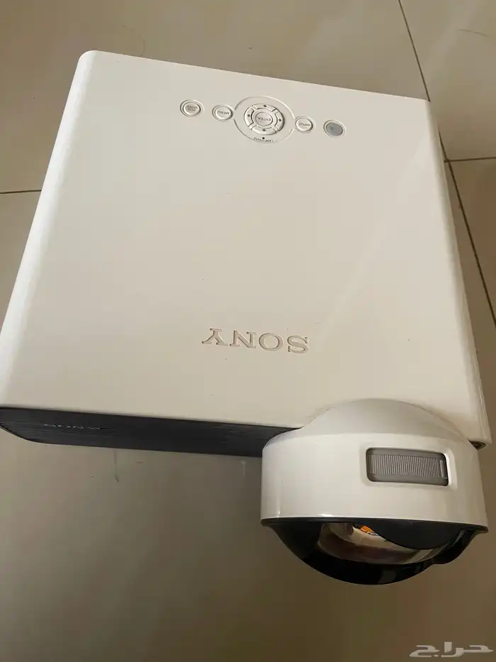 جهاز بروجكتر من سوني 1