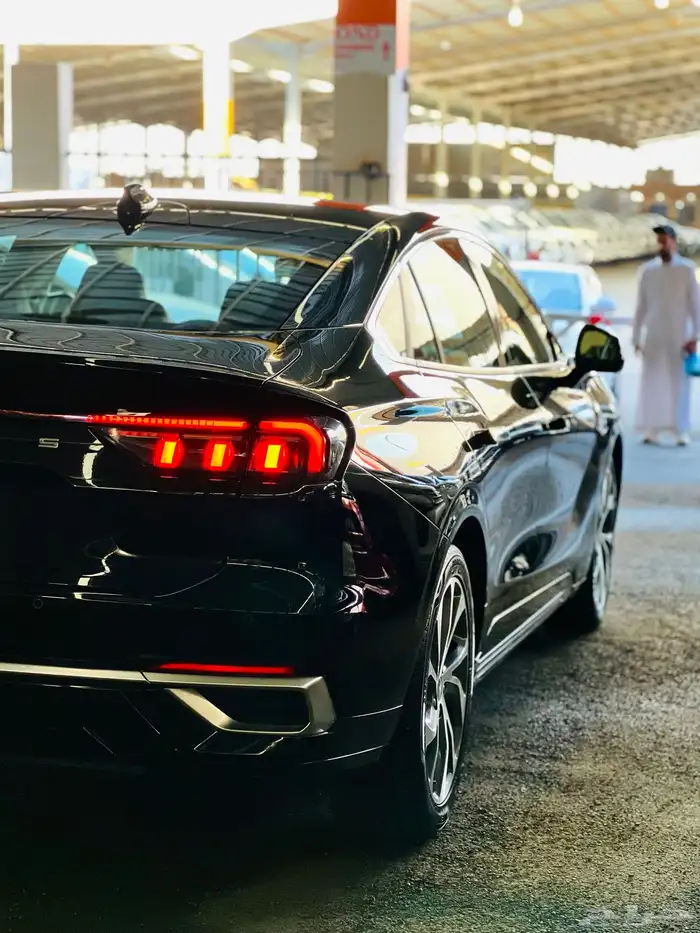 فورد تورس تيتانيوم فل كامل موديل 2023 45