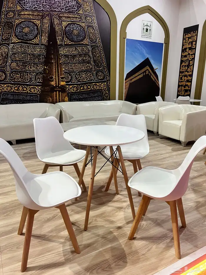 تاجير كراسي طاولات كنب جلسات مكيفات كراسي بار طاولات هاي تي 14