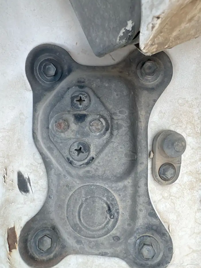 مممطلوب قطعه ذي حقت باب شنطه سبير علاقق 0