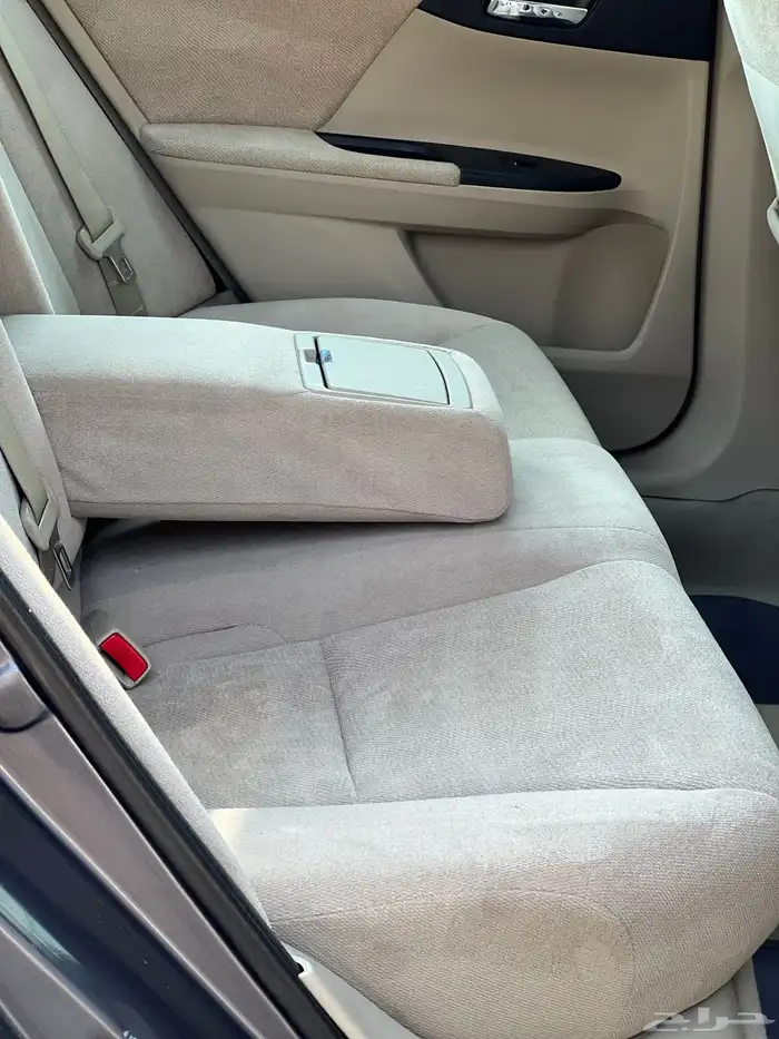 هوندا أكورد 2013 ممشى قليل ستاندرد نظيف جدا 27