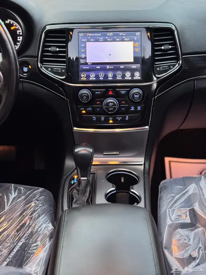 جيب جراند شروكي 10