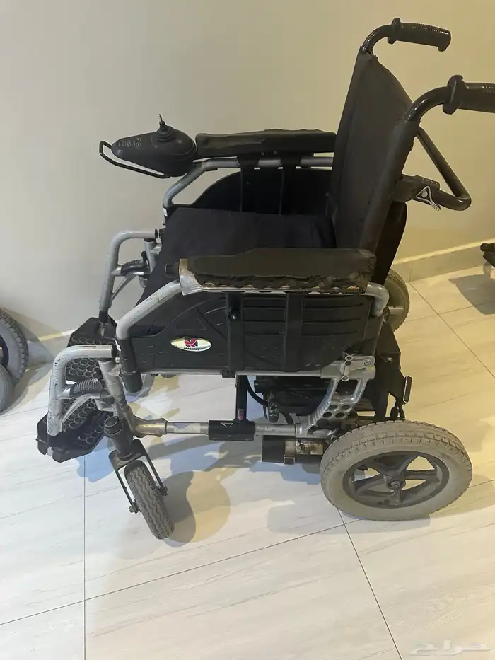 عربيه وشاحن 1