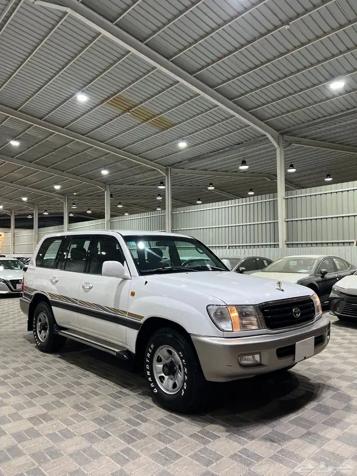 للبيع تويوتا لاندكروزر موديل 2000 0