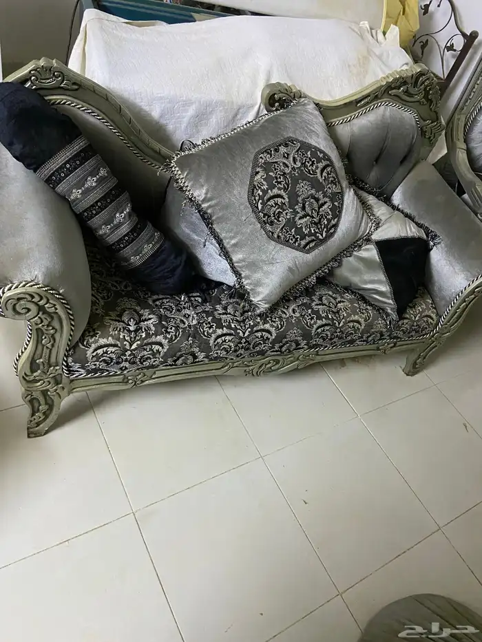 كنب مستخدم للبيع 3