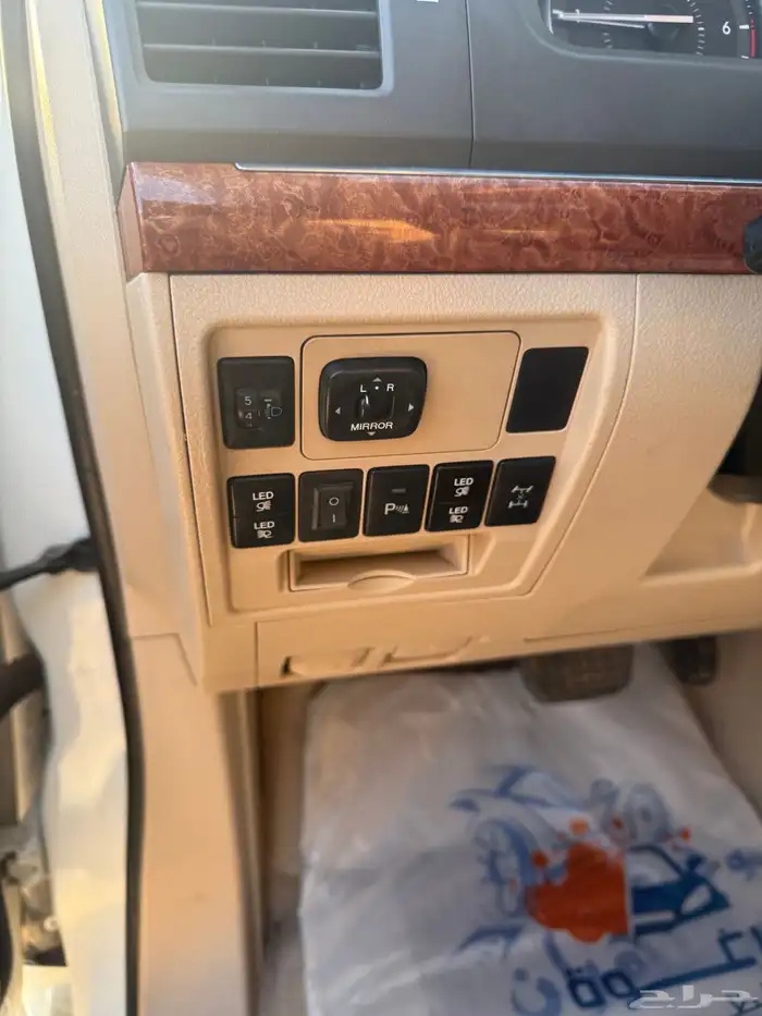 لاندكروزر هدد فل كامل 2015 ممشى قليل 9