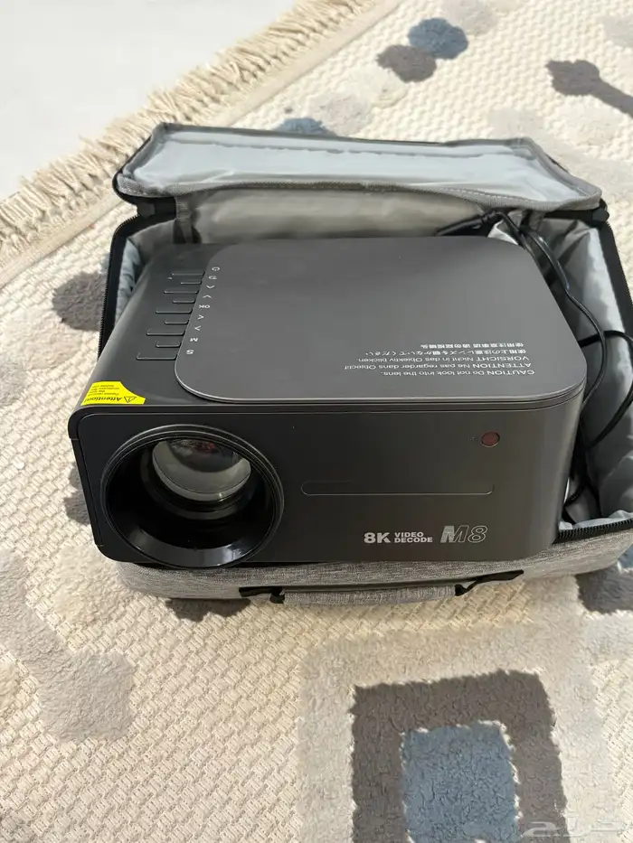 بروجيكتر جديد للبيع 1