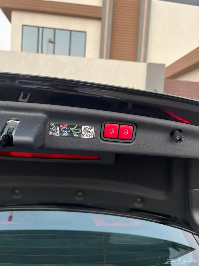 مرسيدس 2024 300C 36