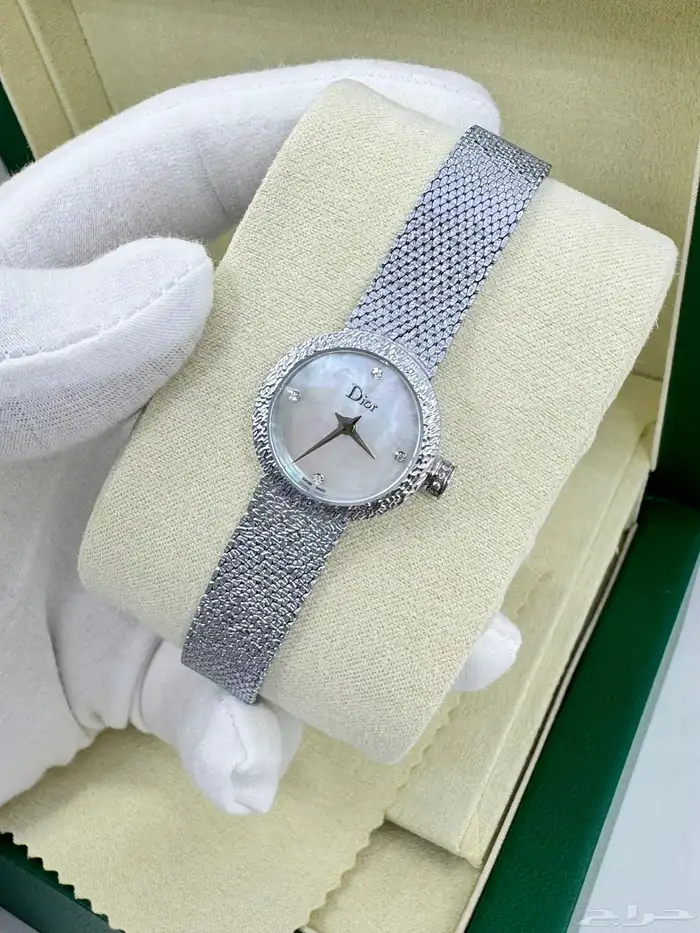 ساعات رجالية نسائية ماركة 10