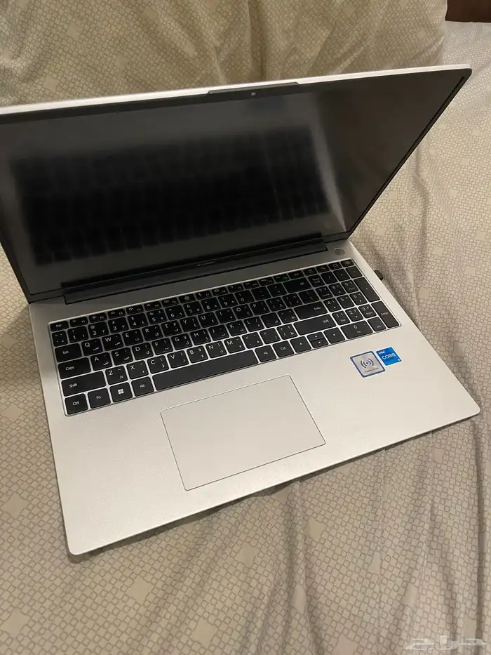 للبيع لابتوب هواوي جديد 0