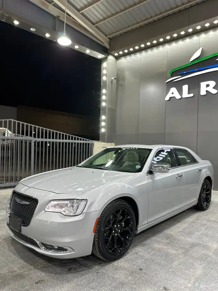 كرايزلر C300 لميتد بلص 2021 لدى معرض(الرشيدي) 12