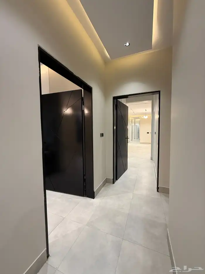 للبيع شقق علويه بمصعد جاهز وسطح خاص ف ابها المحاله 5