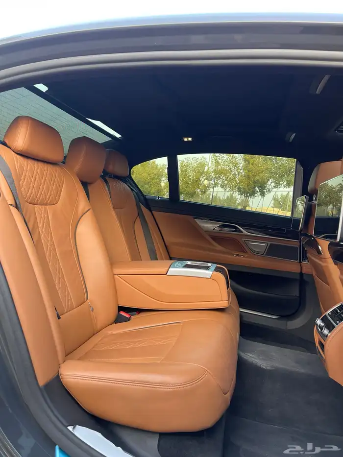 BMW-730li-2021 21