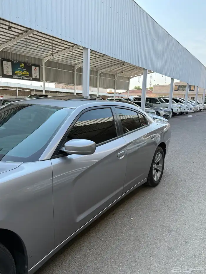 للبيع دوج تشارجر 2014 12