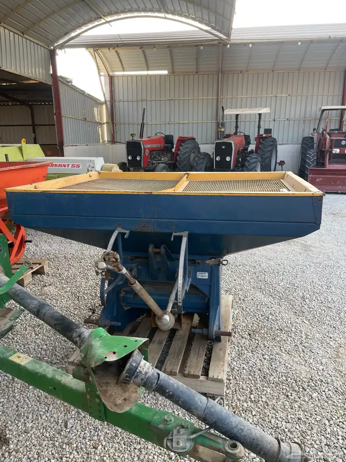 مرشه التقنيه ونثاره الخريف معدات زراعيه 2