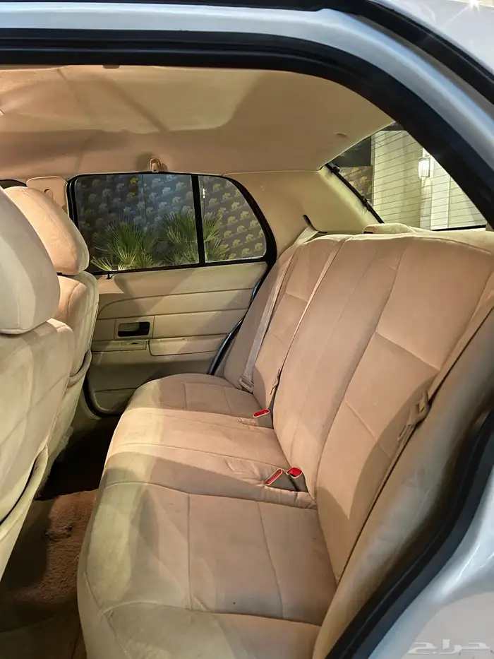 فورد فكتوريا بوليسي 36