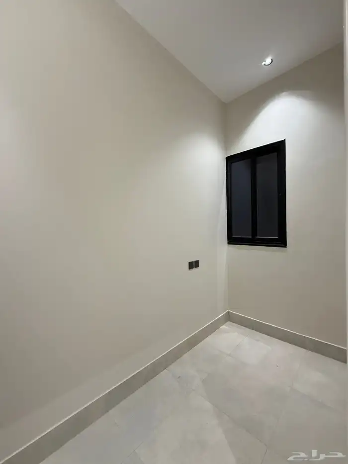 للبيع شقق علويه بمصعد جاهز وسطح خاص ف ابها المحاله 9