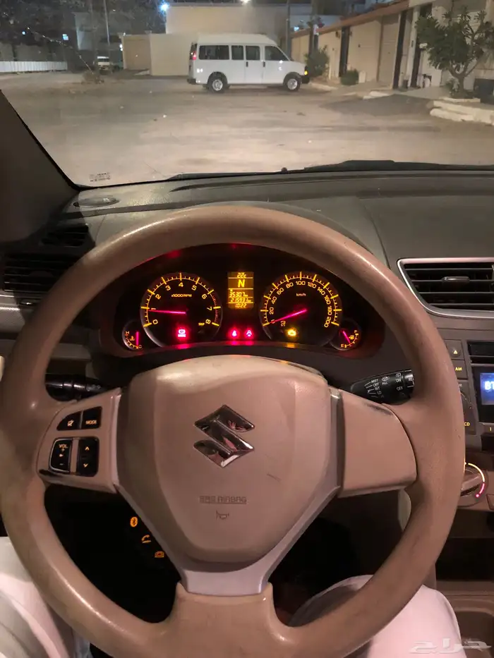 سزوكي ارتيغا 2016 3