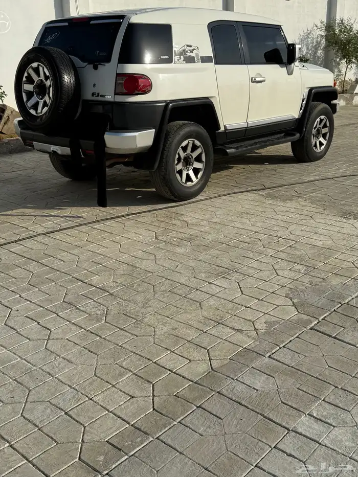 تيوتا افجي 2013 3