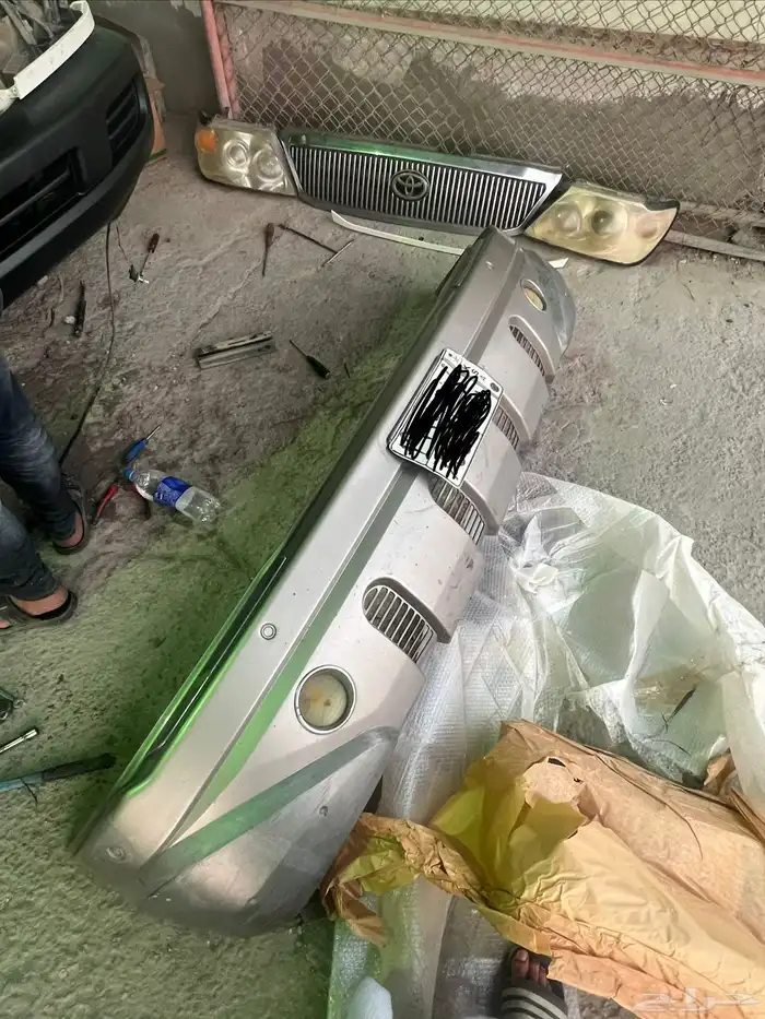 وجهية لاندكروزر جيب2004 GXR J مع جناح 2