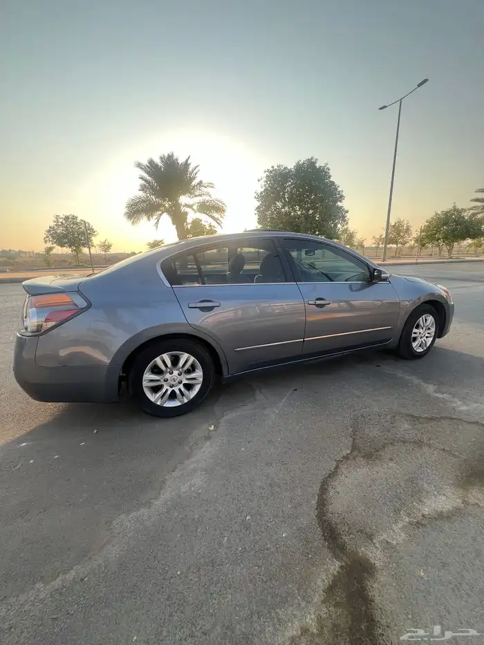 نيسان ألتيما 2011 شبه مخزن مالكين فقط 6