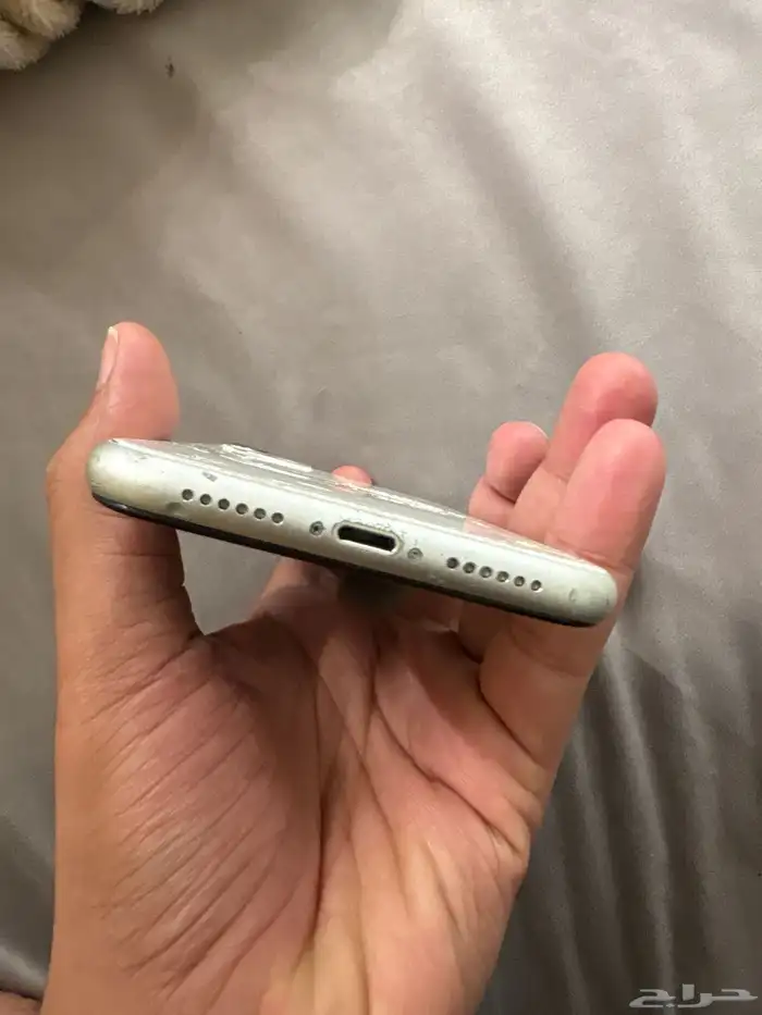 ايفون 11 للبيع 5