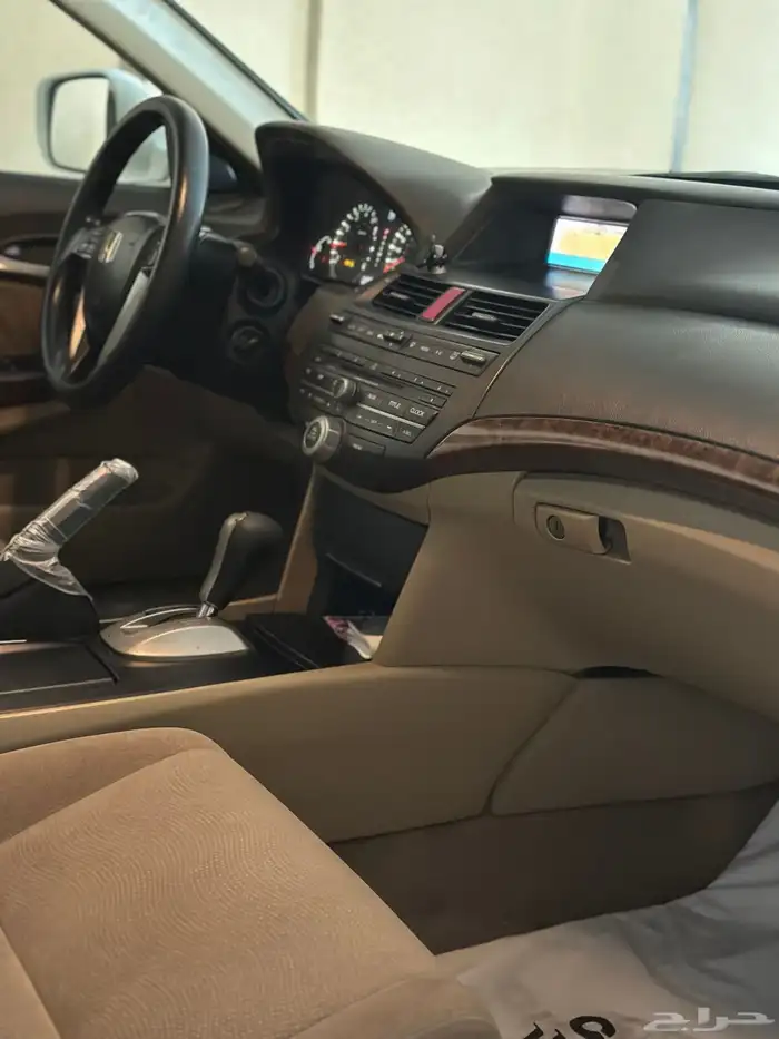 هوندا اكورد (نص فل) 2009 12