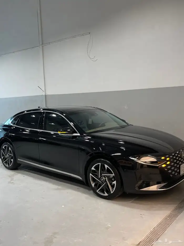 ازيرا 2023 فل كامل للبيع 10