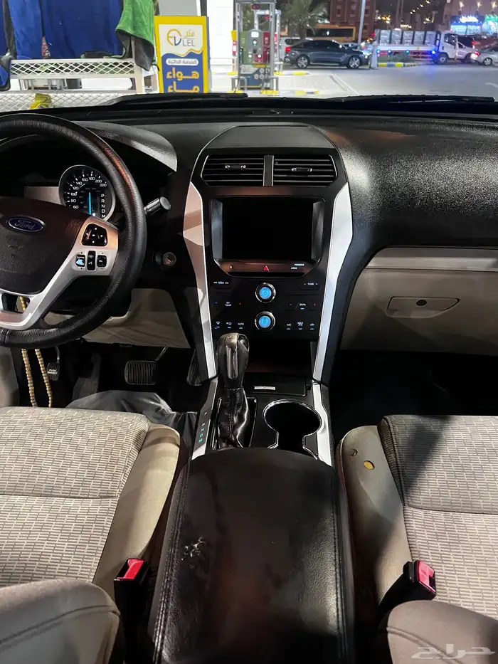 اكسبلور 2015 مالك واحد توكيلات الجزيره XLT نص فل 10