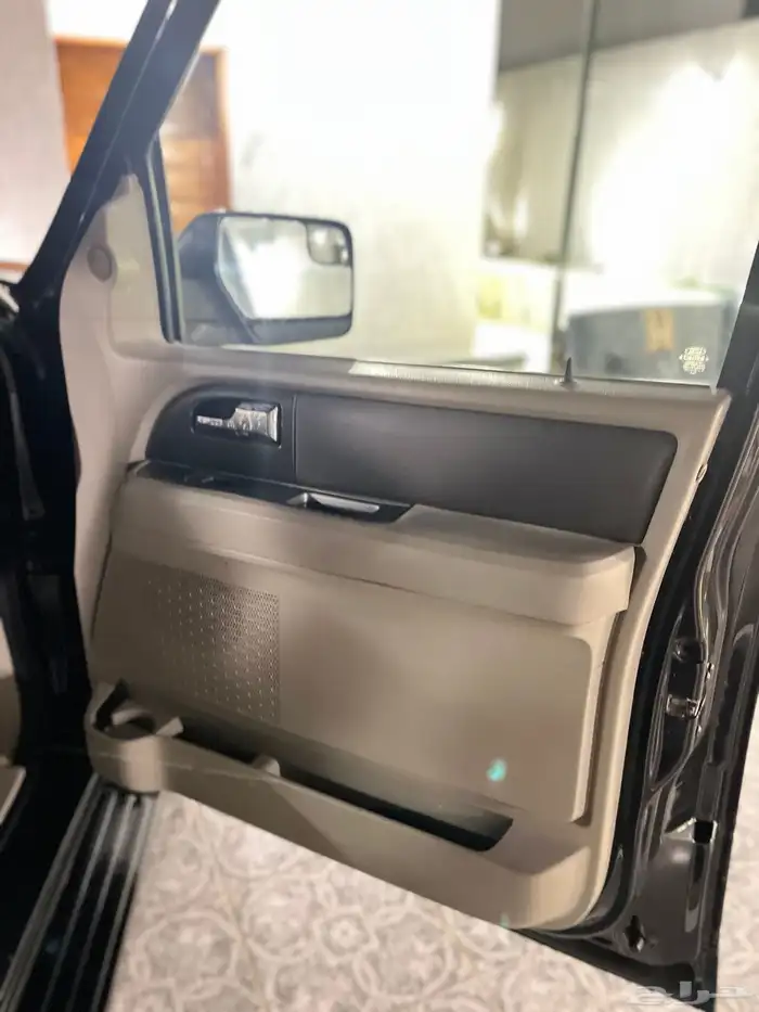 فورد اكسبديشن 2013 بدون دبل 17