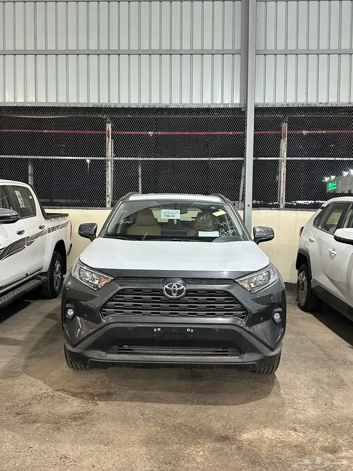 راف فور XLE 2.0 فتحه بصمه دبل اللون رمادي جمرك 2024 1