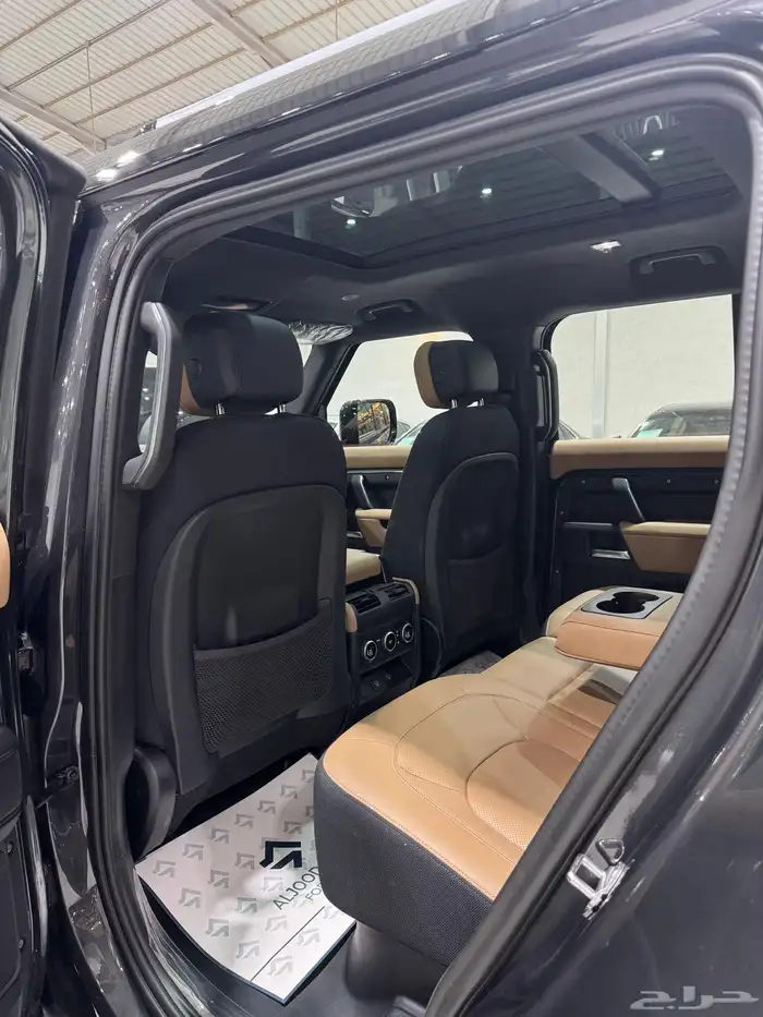 لاندروفر ديفندر X موديل 2025 فل كامل جديد . 17