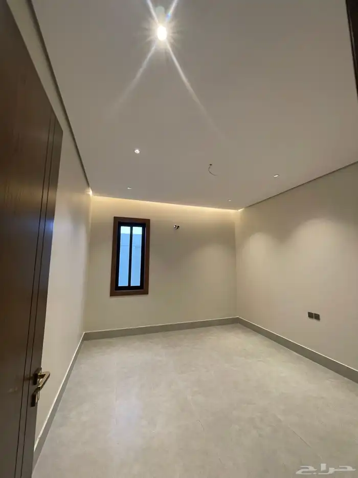 شقه تمليك حي الاخضر 6 غرف وصاله 9