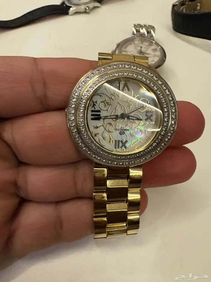 ساعة يد نسائية سويسرية Diamond hill مرصعة بالالماس الطبيعي 1