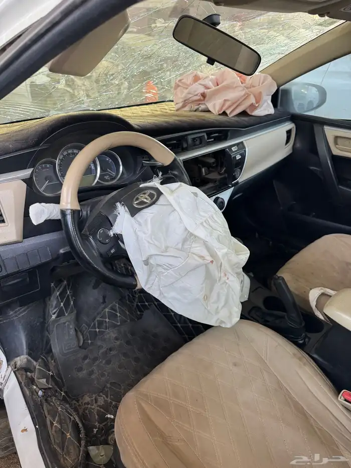 كورلا 2015 للبيع قطع فقط 11