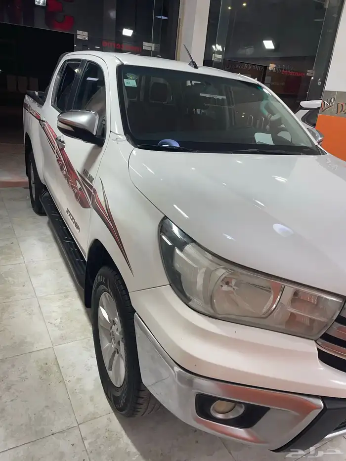 للبيع هايلوكس غمارتين 4 X 4 موديل 2016 5