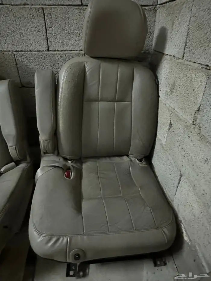 مقاعد فورد 2011 1