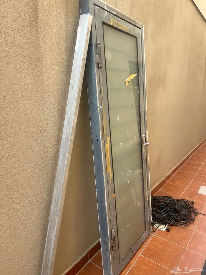 ابواب حديد وكراسي حمام 8