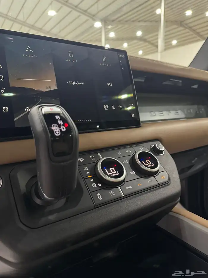 لاندروفر ديفندر X 2025 New 18