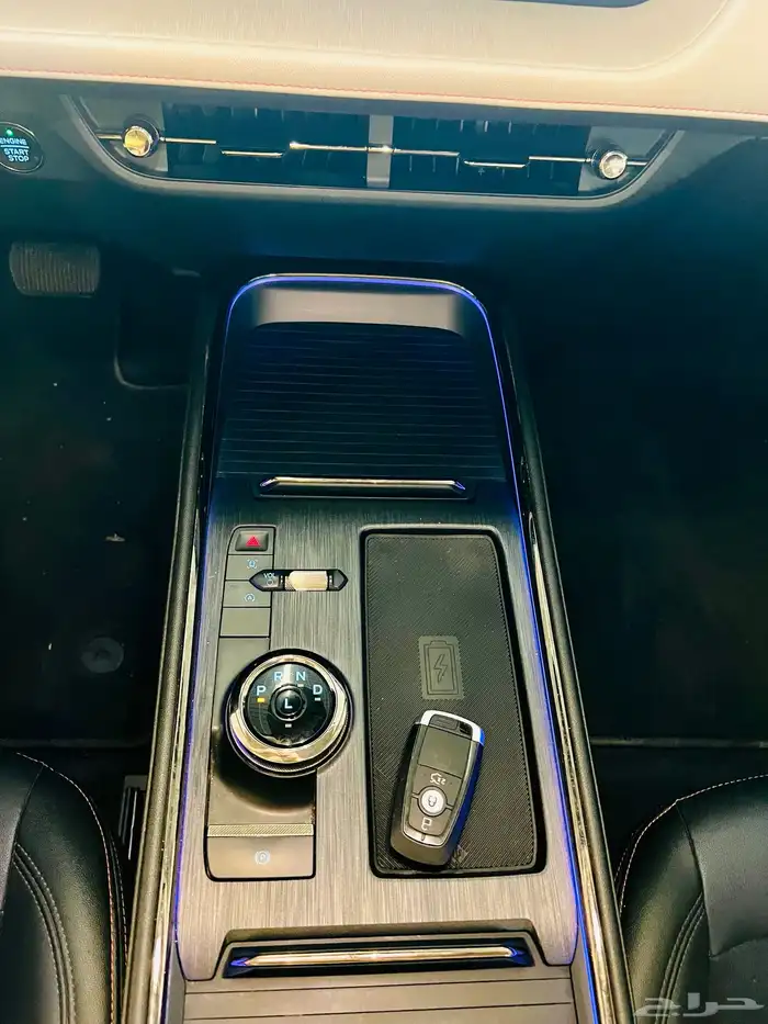 فورد تورس تيتانيوم فل كامل موديل 2023 6