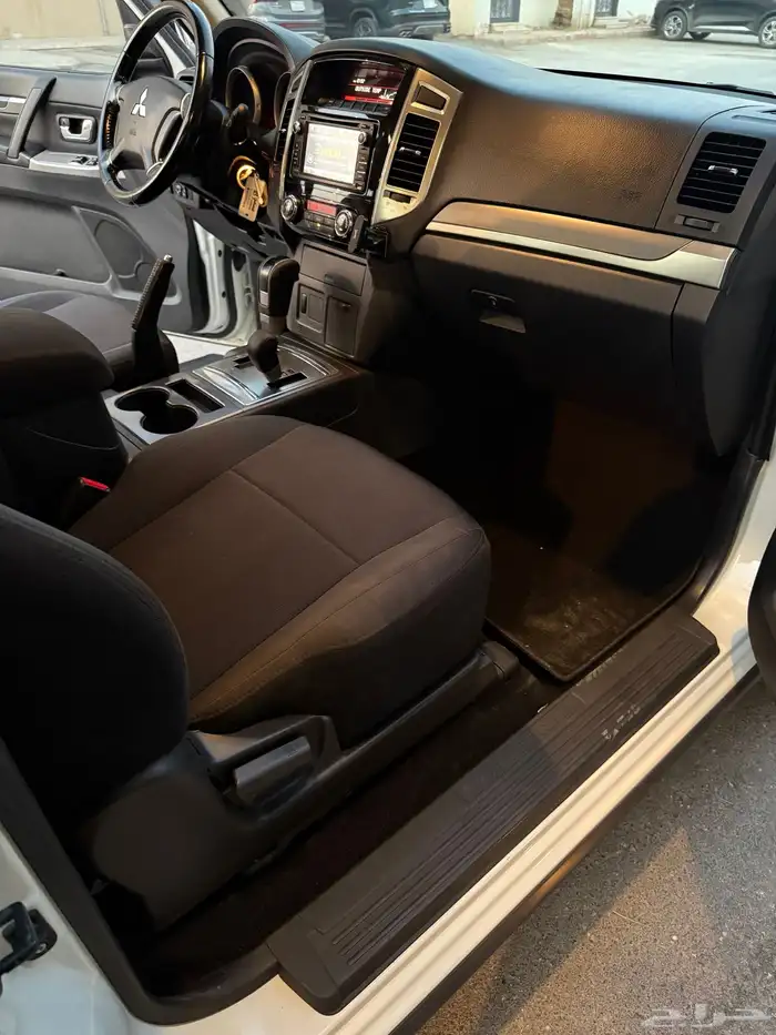 ميتسوبيشي باجيرو ربع 2020 وكاله 14