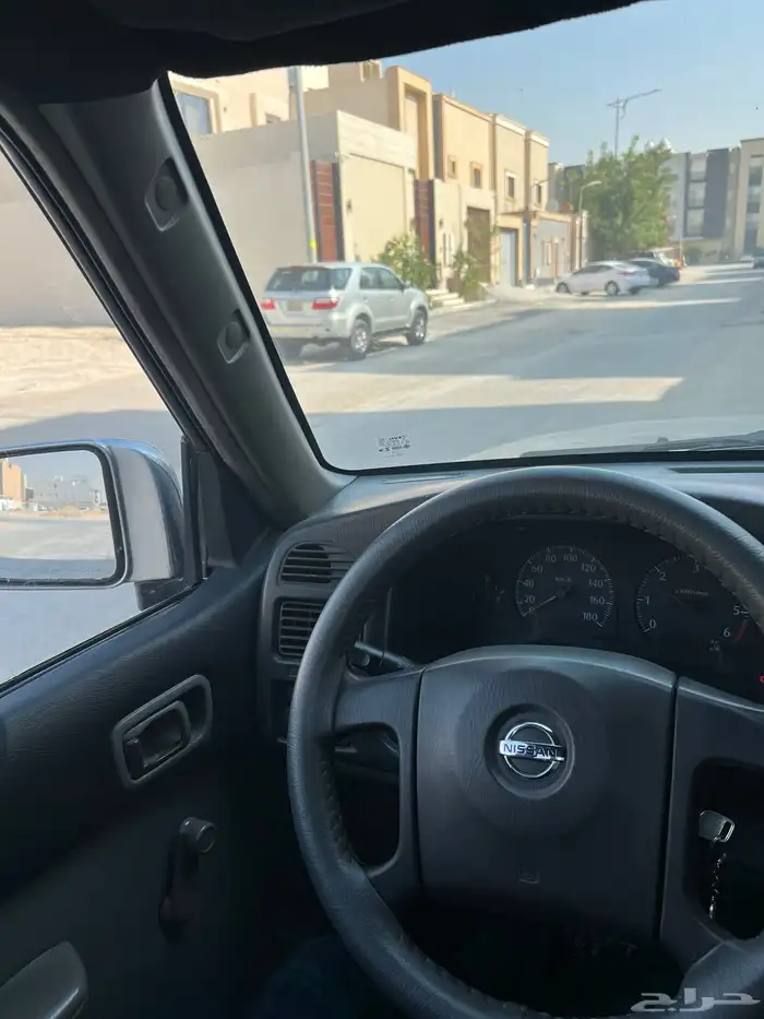 شاص نيسان 2005 اسود 9